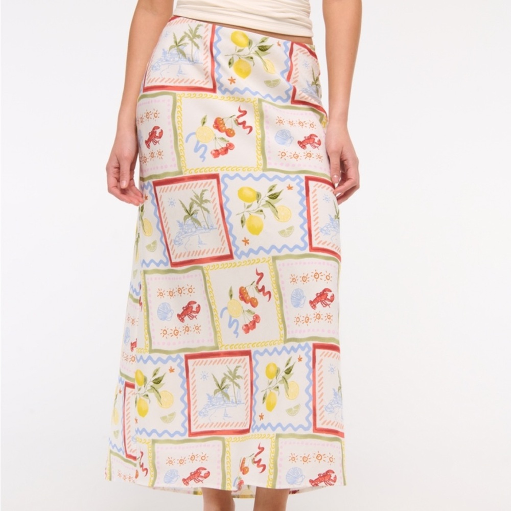 Abercrombie and Fitch Mid rise maxi skirt